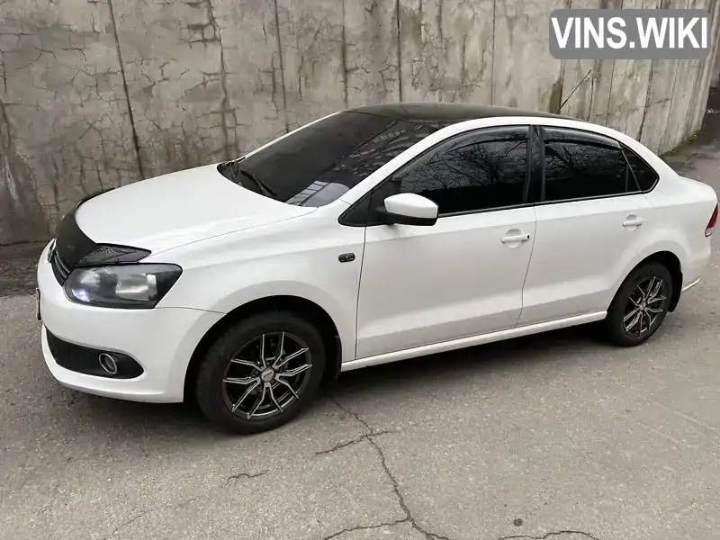 Седан Volkswagen Polo 2012 null_content л. Ручна / Механіка обл. Харківська, Харків - Фото 1/21