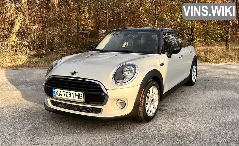 Хетчбек MINI Hatch 2018 1.5 л. Автомат обл. Київська, Київ - Фото 1/21