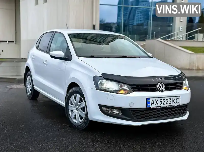 Хетчбек Volkswagen Polo 2014 1.4 л. Автомат обл. Харківська, Харків - Фото 1/21