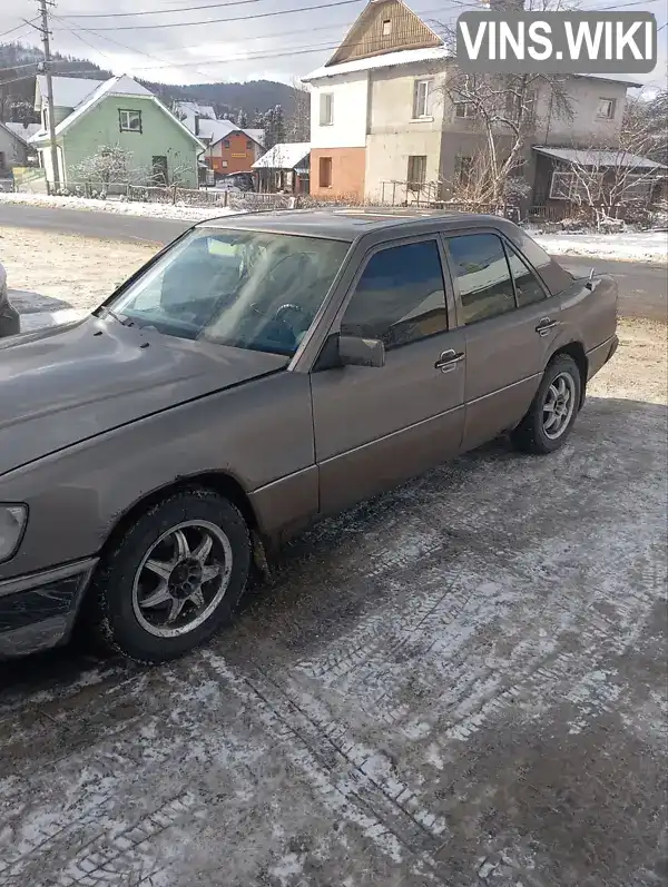 WDB1240211B221546 Mercedes-Benz E-Class 1990 Седан 2 л. Фото 1