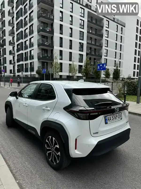 Позашляховик / Кросовер Toyota Yaris Cross 2022 1.49 л. Автомат обл. Київська, Київ - Фото 1/12