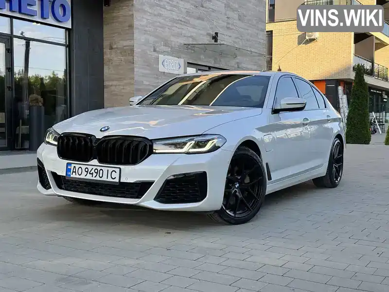 Седан BMW 5 Series 2020 2 л. Автомат обл. Закарпатська, Ужгород - Фото 1/21