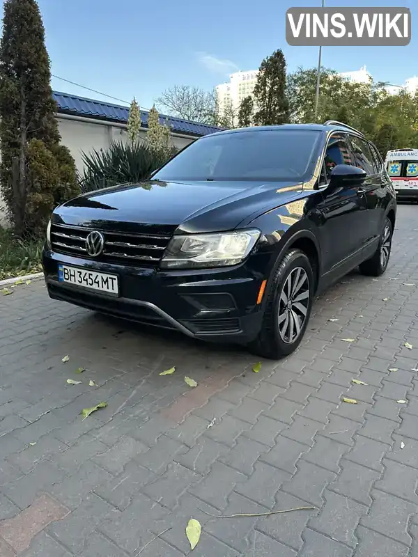 Позашляховик / Кросовер Volkswagen Tiguan 2018 1.98 л. Автомат обл. Одеська, Одеса - Фото 1/11