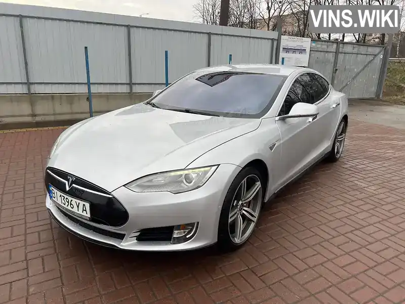 Лифтбек Tesla Model S 2014 null_content л. Автомат обл. Полтавская, Полтава - Фото 1/11