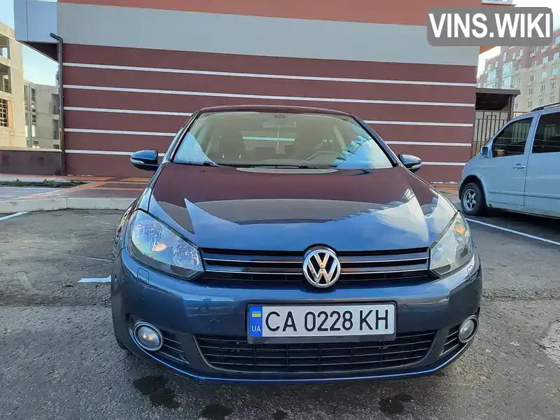 Хэтчбек Volkswagen Golf 2010 1.6 л. Ручная / Механика обл. Черкасская, Умань - Фото 1/21