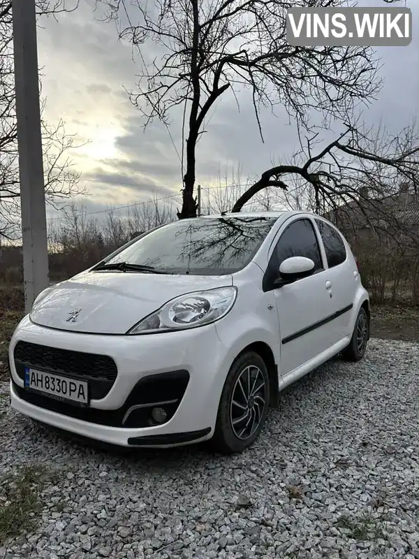 Хетчбек Peugeot 107 2012 1 л. Робот обл. Донецька, Слов'янськ - Фото 1/13