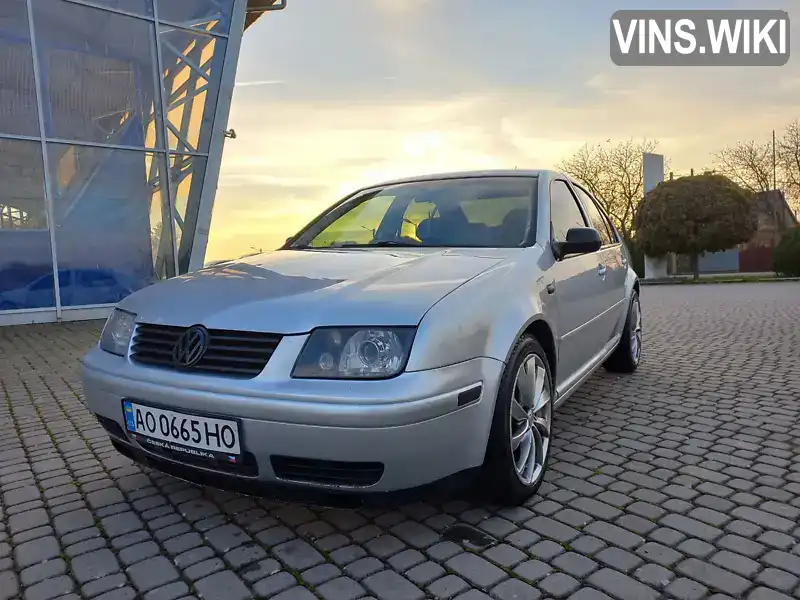 Седан Volkswagen Bora 2000 1.9 л. Ручна / Механіка обл. Закарпатська, Ужгород - Фото 1/9