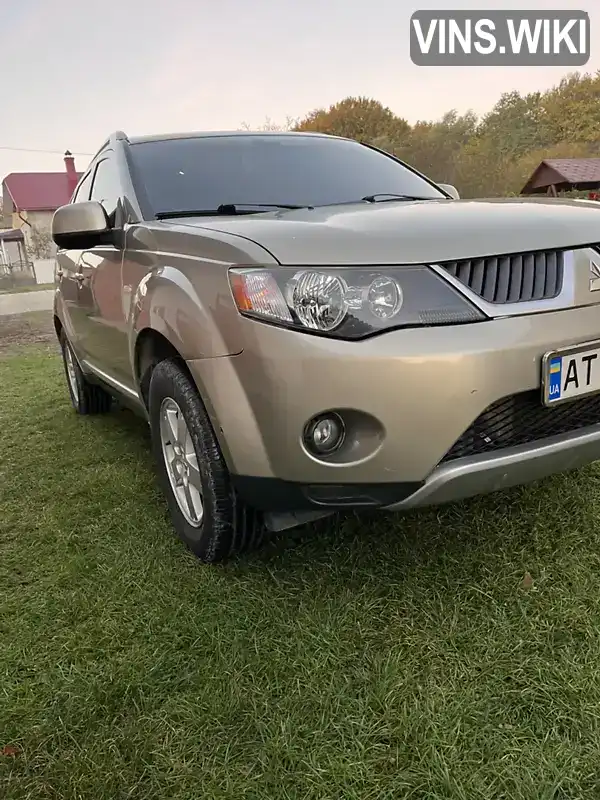 Позашляховик / Кросовер Mitsubishi Outlander 2008 2 л. Ручна / Механіка обл. Івано-Франківська, Коломия - Фото 1/21