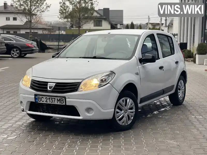 Хэтчбек Dacia Sandero 2012 1.2 л. Ручная / Механика обл. Ровенская, Ровно - Фото 1/21