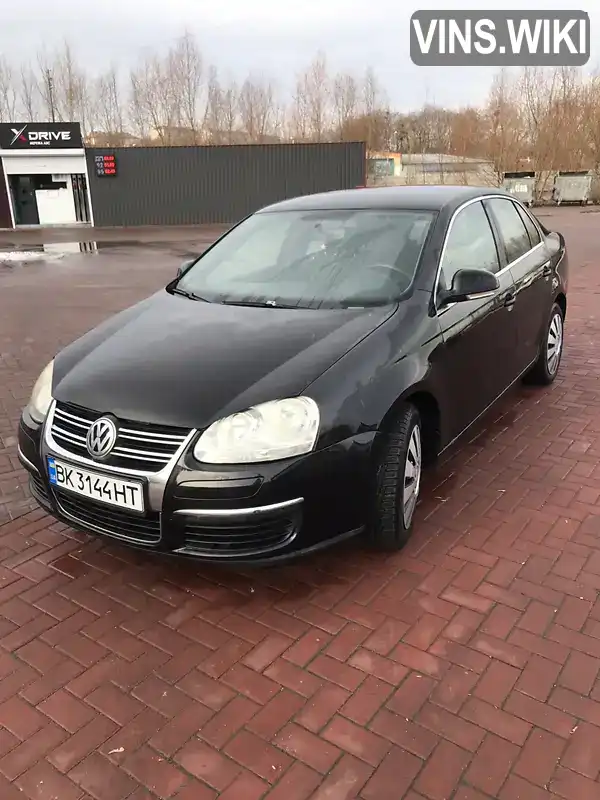 Седан Volkswagen Jetta 2007 1.9 л. Ручная / Механика обл. Ровенская, Ровно - Фото 1/9