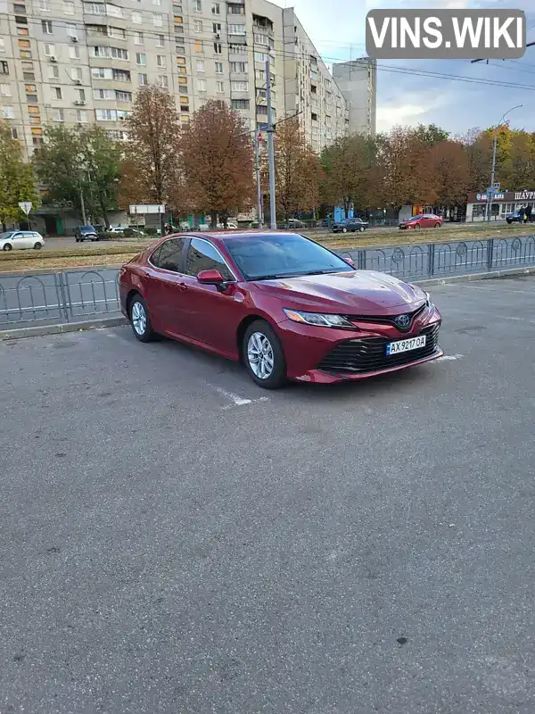 Седан Toyota Camry 2019 2.49 л. Варіатор обл. Харківська, Харків - Фото 1/16