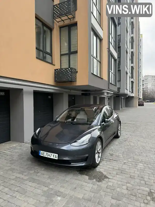 Седан Tesla Model 3 2018 null_content л. Автомат обл. Днепропетровская, Днепр (Днепропетровск) - Фото 1/13