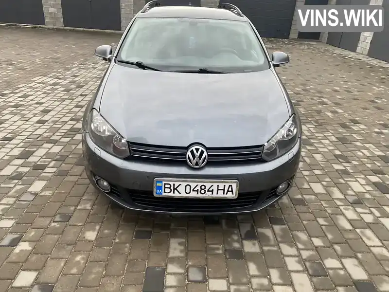 Универсал Volkswagen Golf 2009 1.6 л. Ручная / Механика обл. Ровенская, Сарны - Фото 1/21