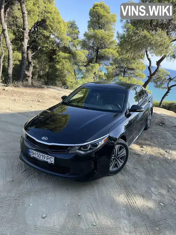 Седан Kia Optima 2017 2 л. Автомат обл. Киевская, Киев - Фото 1/21