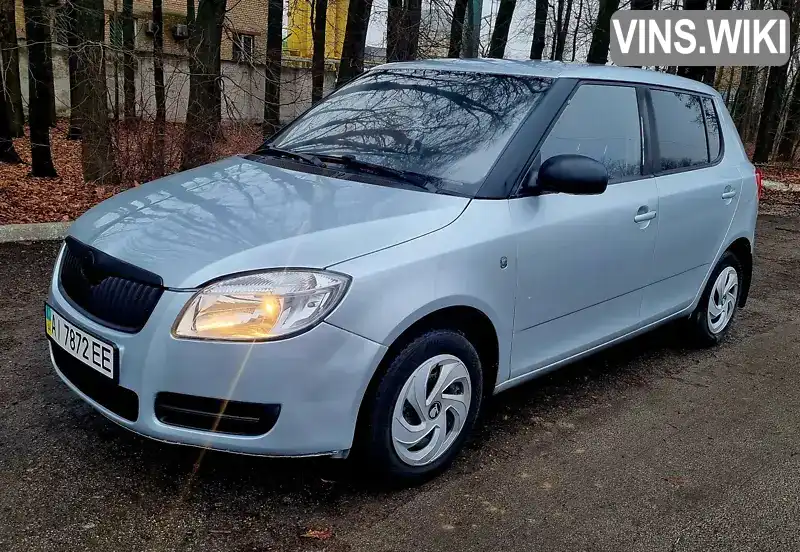 Хэтчбек Skoda Fabia 2010 1.2 л. Ручная / Механика обл. Киевская, Киев - Фото 1/21