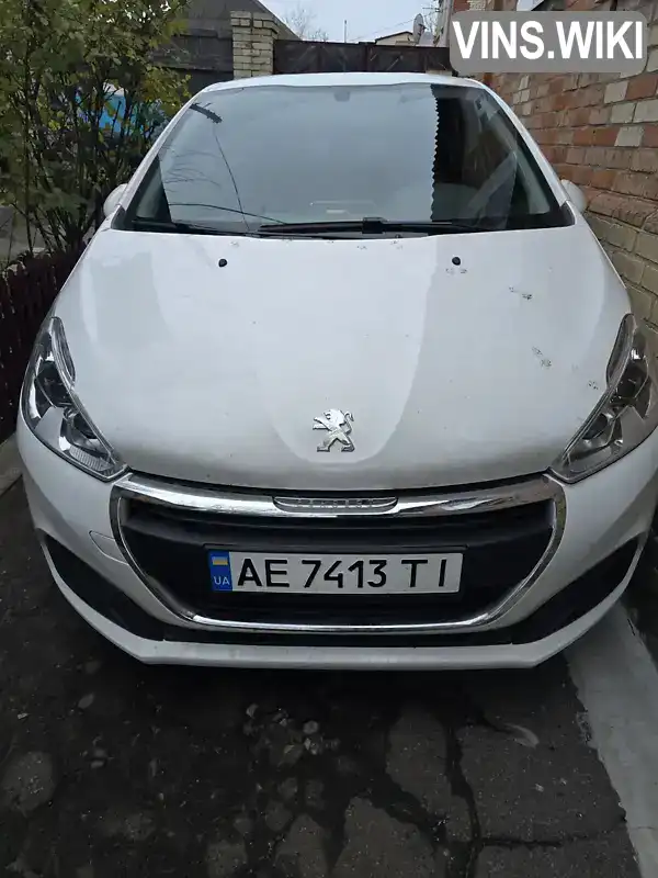 Хетчбек Peugeot 208 2015 1.2 л. Робот обл. Донецька, Слов'янськ - Фото 1/10