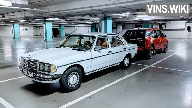 Седан Mercedes-Benz E-Class 1982 2 л. Ручная / Механика обл. Одесская, Одесса - Фото 1/8