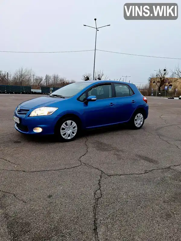 Хэтчбек Toyota Auris 2010 1.6 л. Автомат обл. Киевская, Киев - Фото 1/21