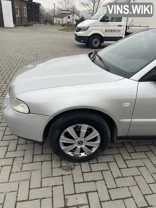 WAUZZZ8DZYA168145 Audi A4 2000 Седан 1.8 л. Фото 5