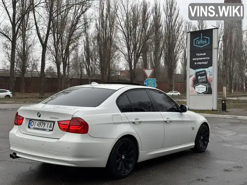 WBAPK7C54BA820360 BMW 3 Series 2011 Седан 2.98 л. Фото 7