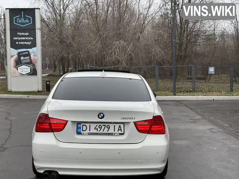 WBAPK7C54BA820360 BMW 3 Series 2011 Седан 2.98 л. Фото 8