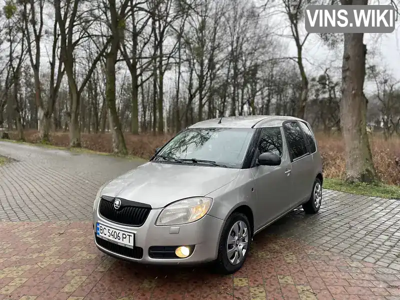 Микровэн Skoda Roomster 2007 1.6 л. Ручная / Механика обл. Львовская, Дрогобыч - Фото 1/21