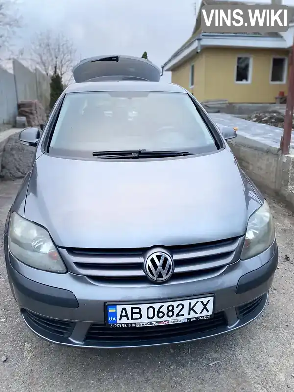 Хетчбек Volkswagen Golf 2005 1.39 л. Ручна / Механіка обл. Вінницька, Тульчин - Фото 1/14