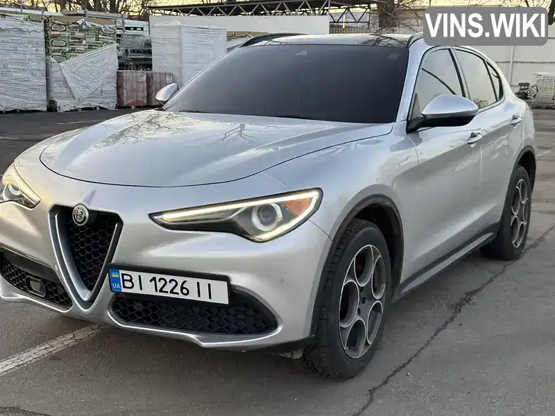 Позашляховик / Кросовер Alfa Romeo Stelvio 2017 2 л. Автомат обл. Полтавська, Кременчук - Фото 1/13