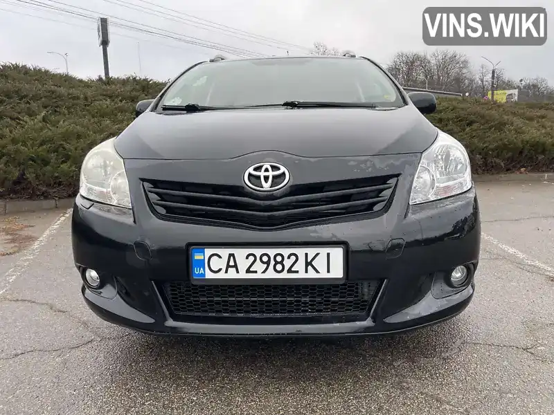 Минивэн Toyota Verso 2010 2 л. Ручная / Механика обл. Киевская, Киев - Фото 1/21