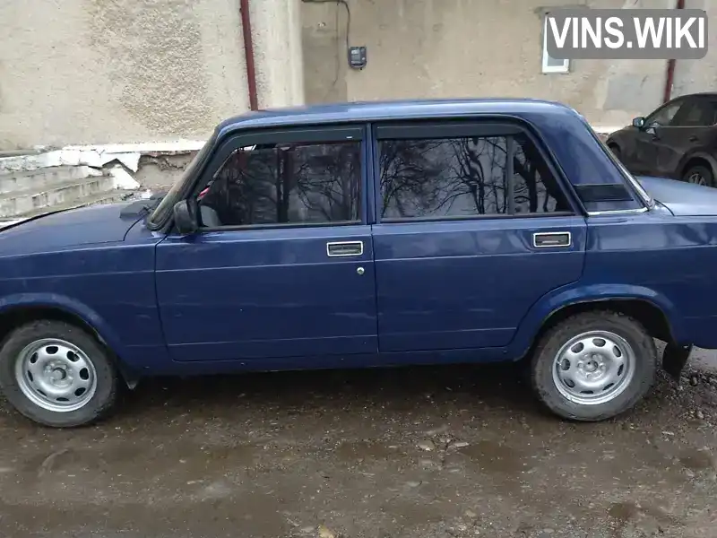 Седан ВАЗ / Lada 2107 2004 null_content л. Ручная / Механика обл. Черновицкая, Заставна - Фото 1/19