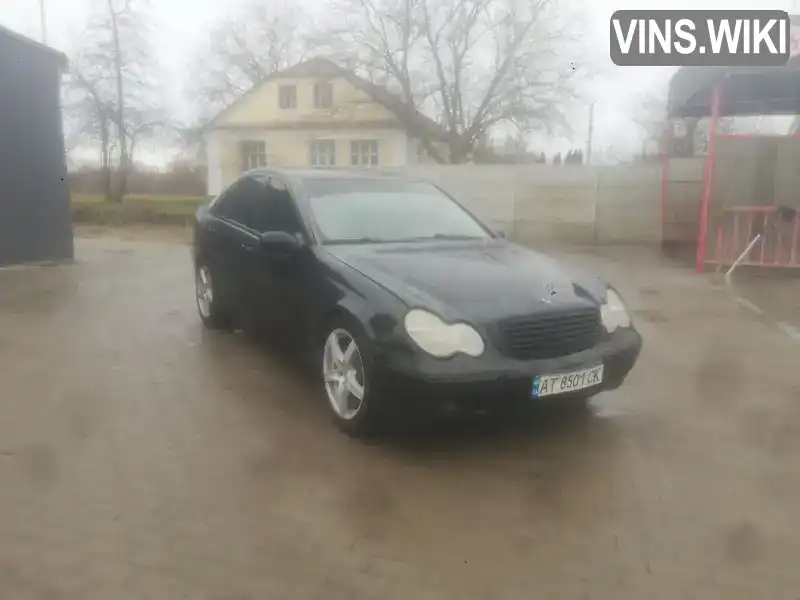 Седан Mercedes-Benz C-Class 2002 2.15 л. Ручна / Механіка обл. Волинська, Берестечко - Фото 1/8