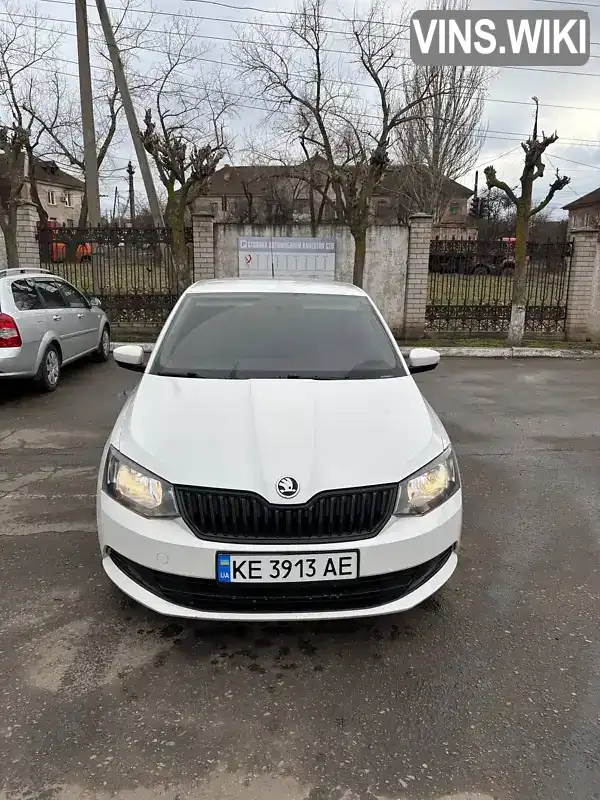 Хетчбек Skoda Fabia 2015 1 л. Ручна / Механіка обл. Дніпропетровська, Кривий Ріг - Фото 1/20