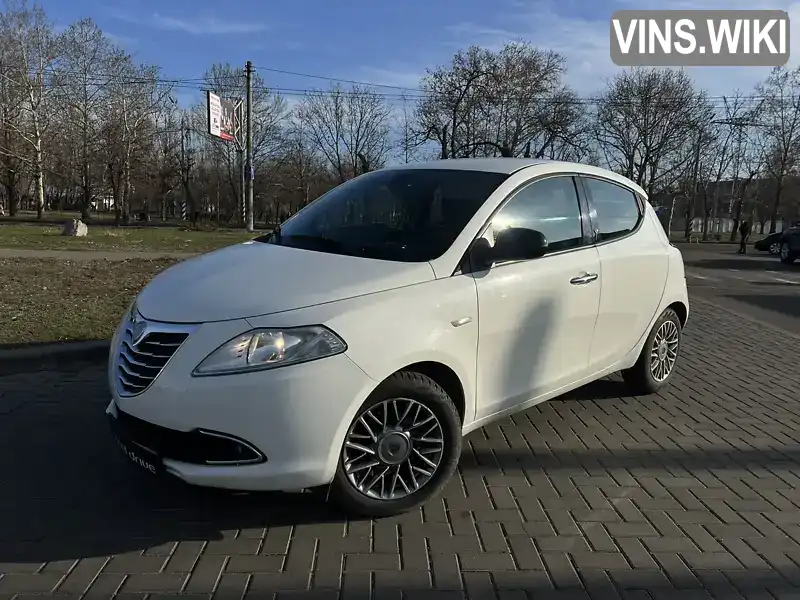 Хэтчбек Lancia Ypsilon 2012 0.88 л. Робот обл. Николаевская, Николаев - Фото 1/21