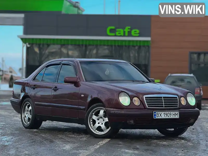 Седан Mercedes-Benz E-Class 1996 2 л. Автомат обл. Хмельницкая, Хмельницкий - Фото 1/21