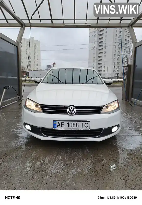 Седан Volkswagen Jetta 2011 2.48 л. Автомат обл. Дніпропетровська, Дніпро (Дніпропетровськ) - Фото 1/21