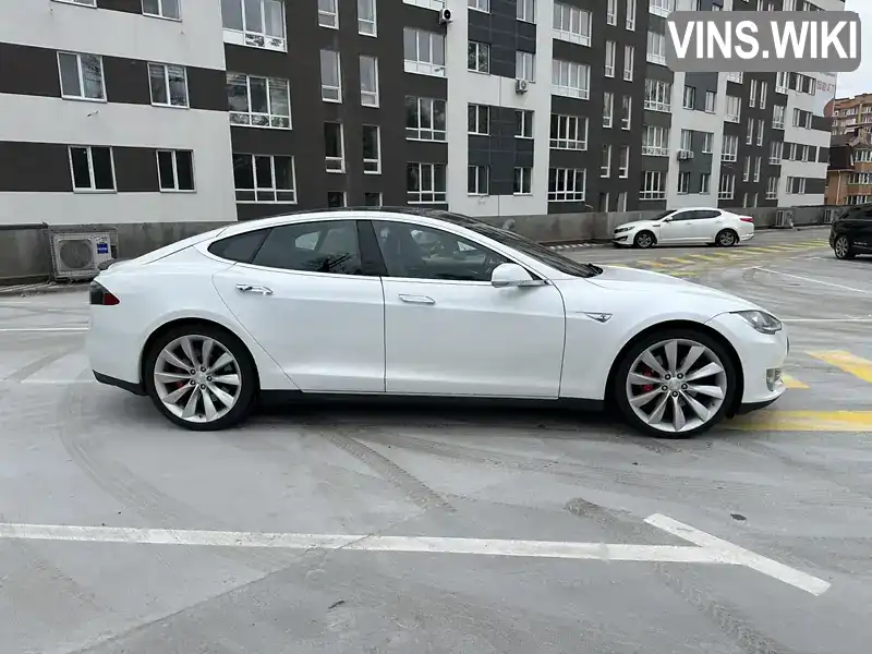 Лифтбек Tesla Model S 2015 null_content л. Автомат обл. Киевская, Ирпень - Фото 1/9