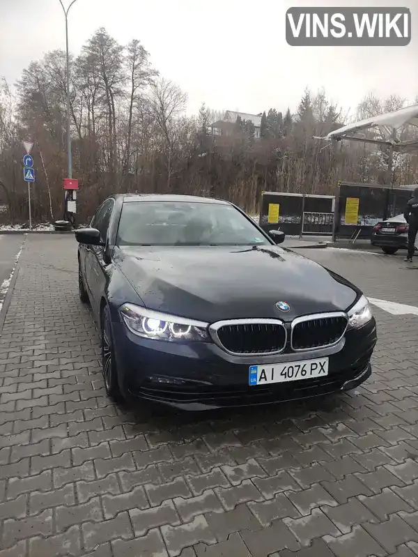 WBAJE7C56JWC57569 BMW 5 Series 2018 Седан 3 л. Фото 2