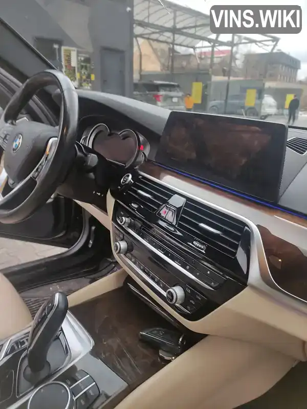 WBAJE7C56JWC57569 BMW 5 Series 2018 Седан 3 л. Фото 3