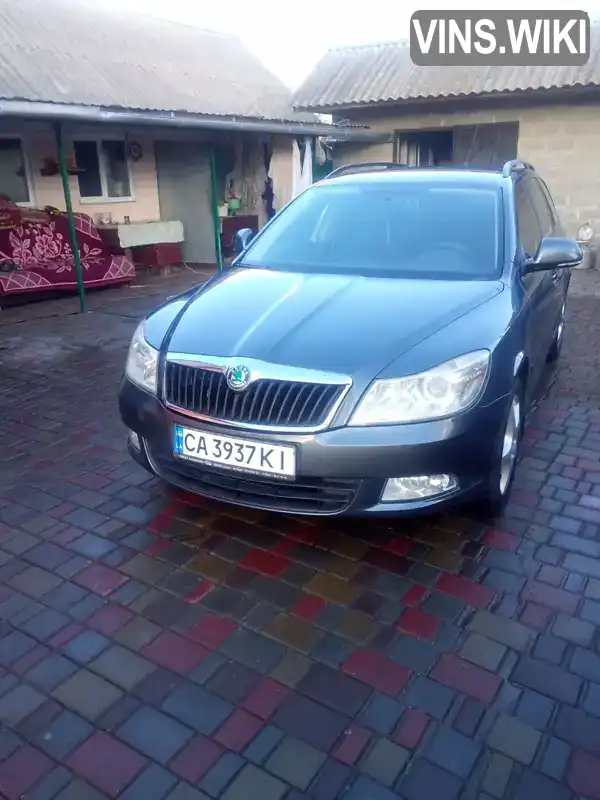 Універсал Skoda Octavia 2009 1.6 л. Ручна / Механіка обл. Черкаська, Шпола - Фото 1/18