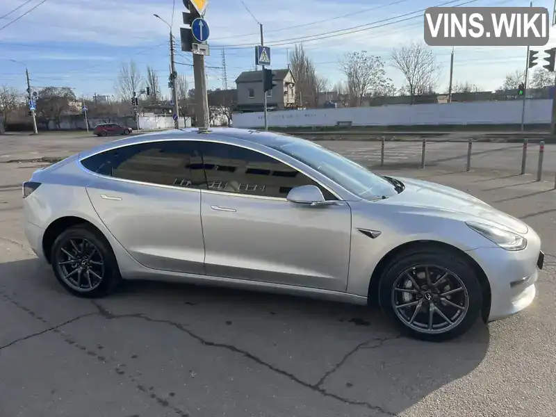 Седан Tesla Model 3 2018 null_content л. обл. Николаевская, Николаев - Фото 1/13