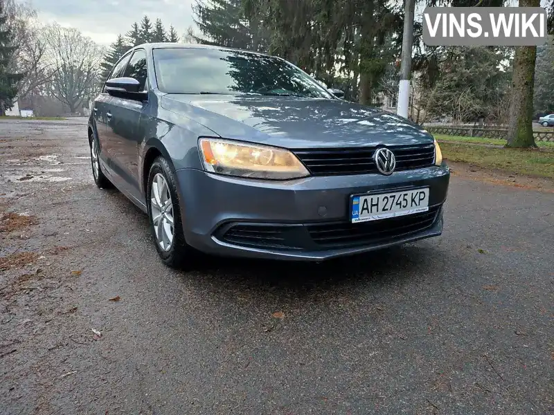 Седан Volkswagen Jetta 2011 2.48 л. Ручная / Механика обл. Черкасская, Умань - Фото 1/21