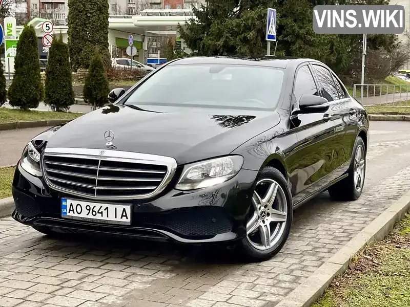 Седан Mercedes-Benz E-Class 2010 2 л. Автомат обл. Львовская, Львов - Фото 1/21