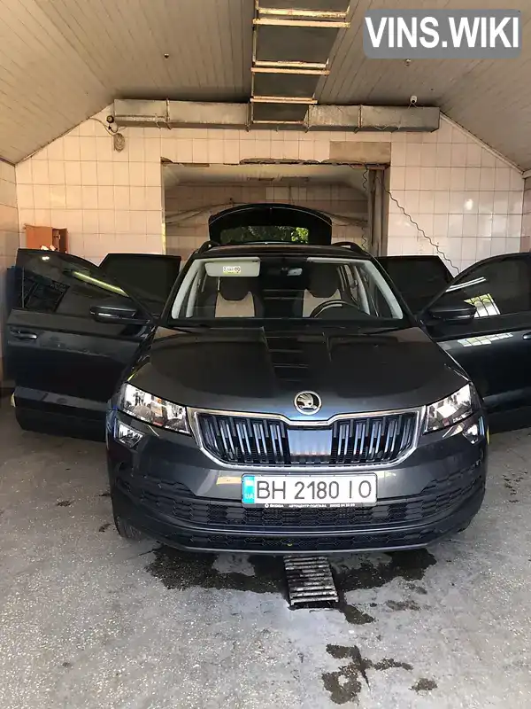 Позашляховик / Кросовер Skoda Karoq 2019 1.5 л. Робот обл. Одеська, Южне (Південне) - Фото 1/3