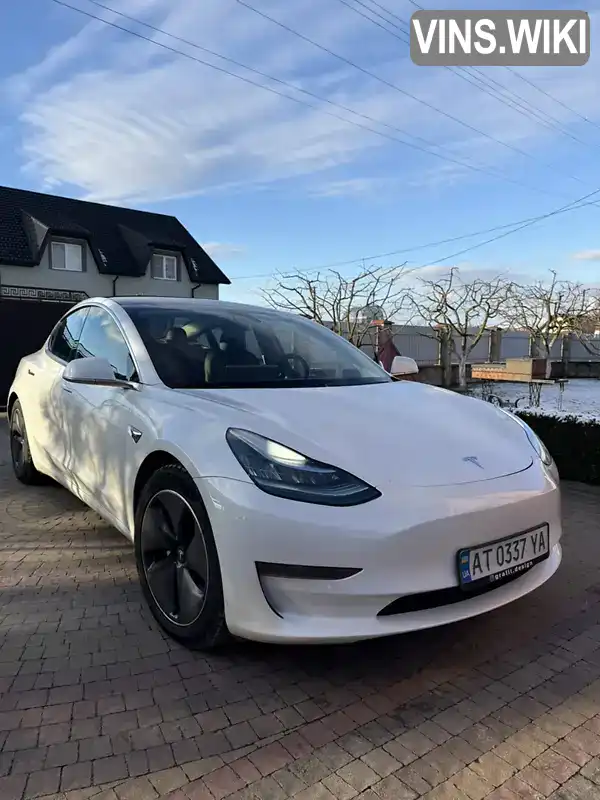 Седан Tesla Model 3 2018 null_content л. обл. Івано-Франківська, Івано-Франківськ - Фото 1/15