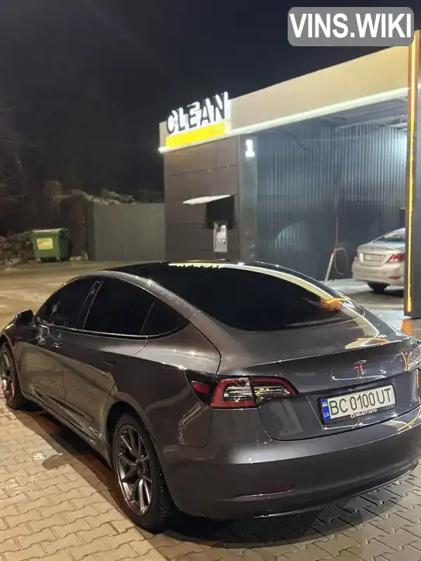 Седан Tesla Model 3 2022 null_content л. Автомат обл. Львівська, Львів - Фото 1/6