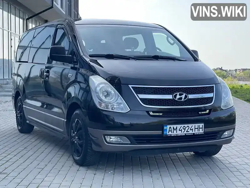 Мінівен Hyundai Grand Starex 2008 2.5 л. Ручна / Механіка обл. Харківська, Чугуїв - Фото 1/20