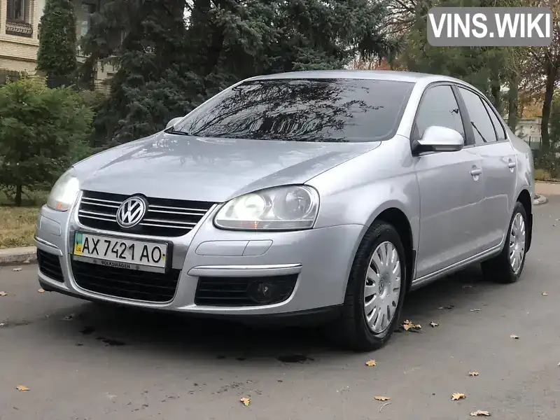 Седан Volkswagen Jetta 2008 1.6 л. Ручна / Механіка обл. Харківська, Харків - Фото 1/21