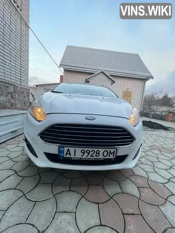 Седан Ford Fiesta 2015 1 л. Автомат обл. Київська, Буча - Фото 1/21