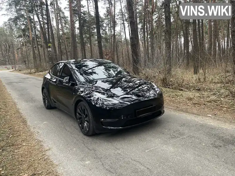 Внедорожник / Кроссовер Tesla Model Y 2023 null_content л. Вариатор обл. Киевская, Киев - Фото 1/21