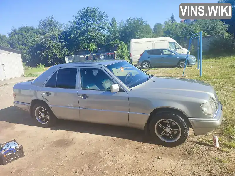 Седан Mercedes-Benz E-Class 1994 2 л. Автомат обл. Івано-Франківська, Івано-Франківськ - Фото 1/21